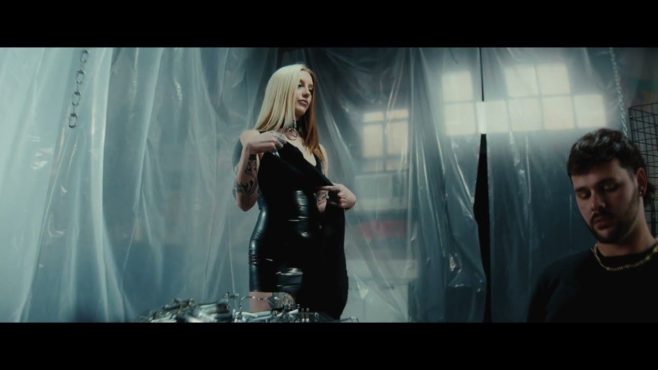 Dead7 - Hole (Official)