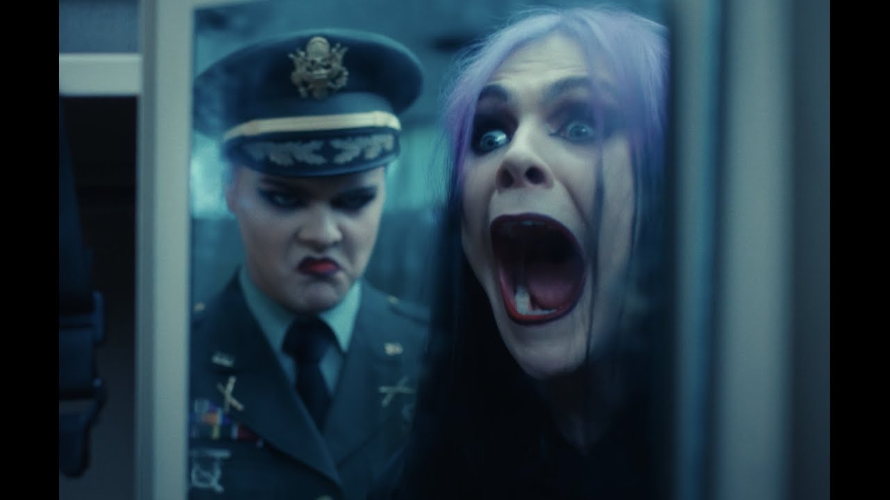 Kim Dracula – Make Me Famous (Official)