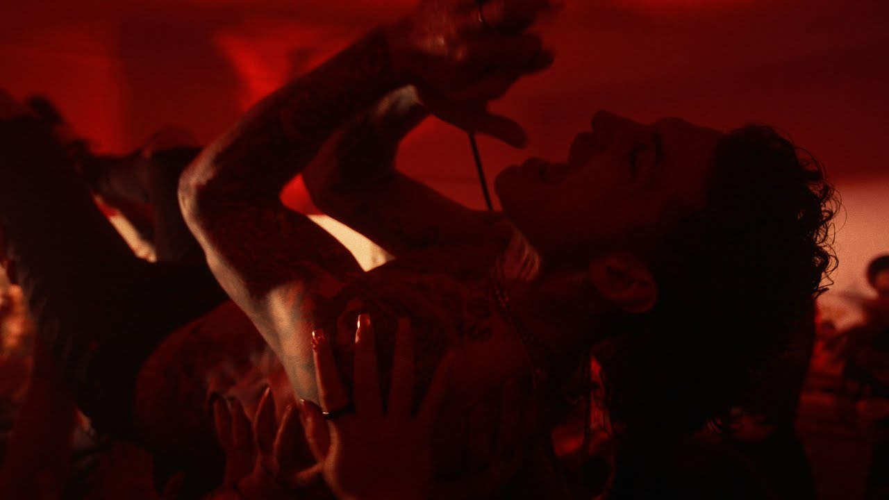 Blessthefall - Mallxcore (Official)