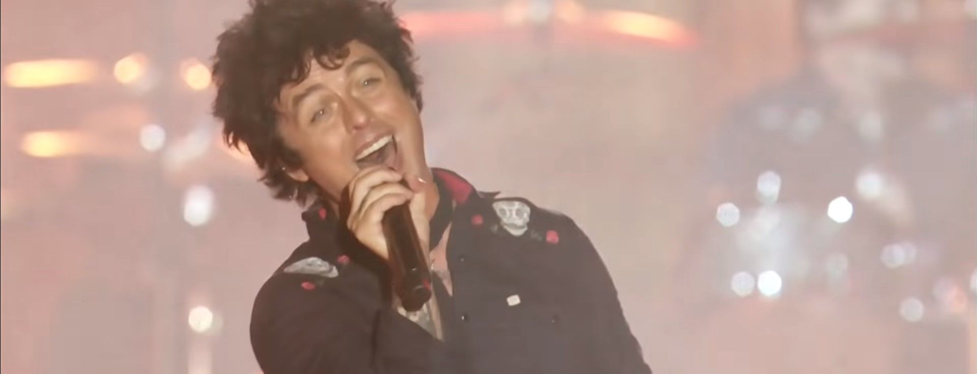 Green Day - Father of All / Basket Case (Live at MTV EMA 2019)