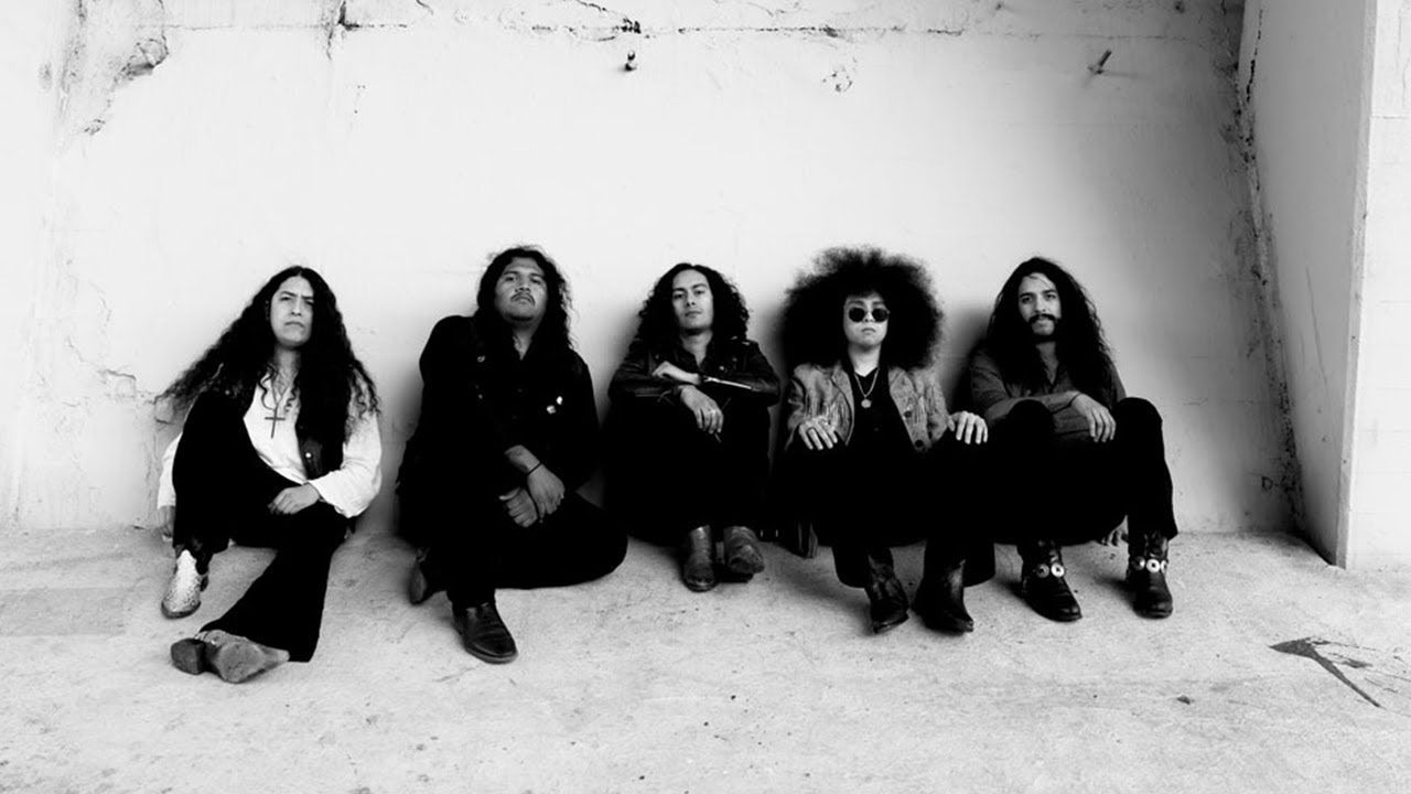 Early Moods - Return To Salem\'s Gate (Official)