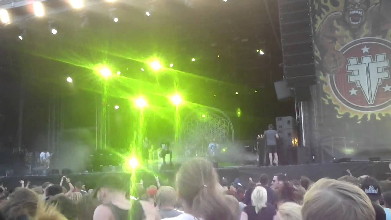 Bring Me The Horizon - Chelsea Smile (Live at With Full Force 2014)