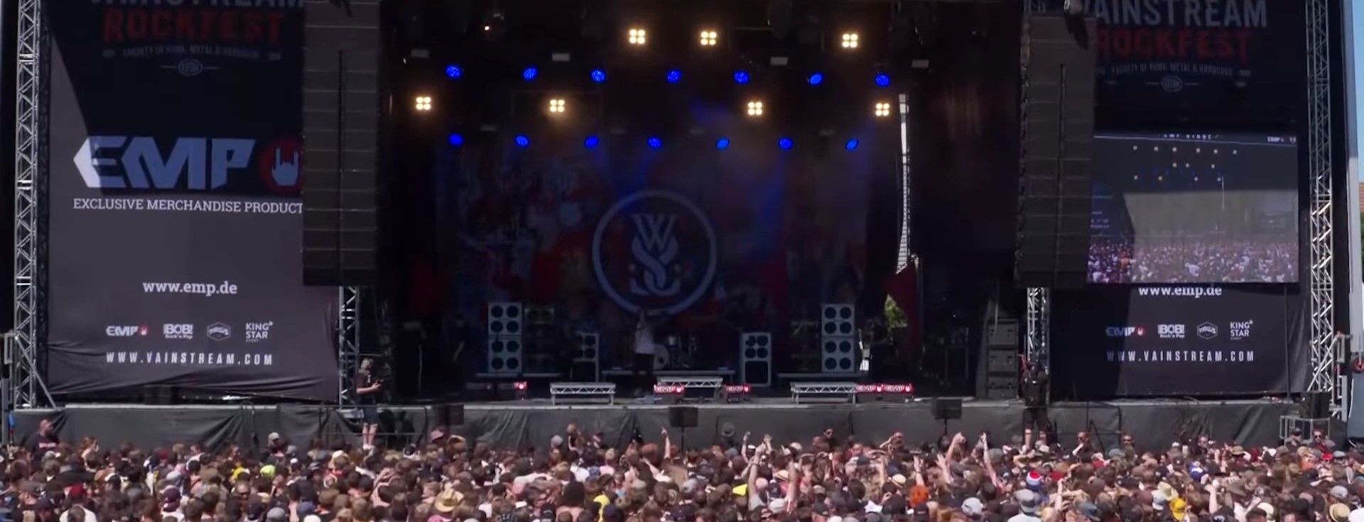 While She Sleeps - Four Walls (Live At Vainstream 2019)