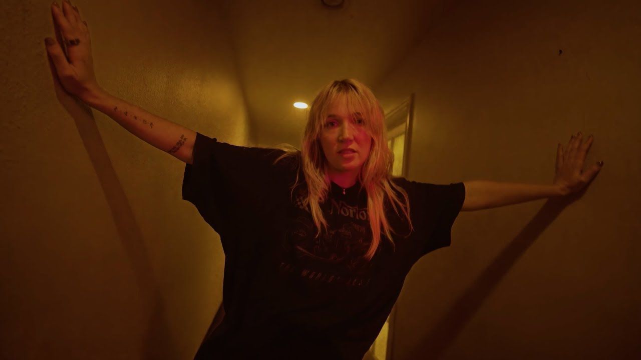 Winona Fighter - Hamms In A Glass (Official)