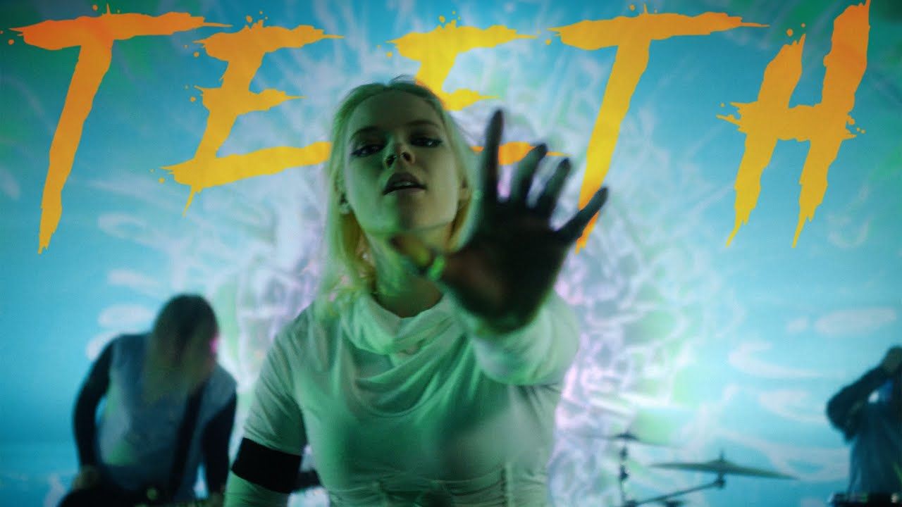 Air Drawn Dagger - Teeth (Official)