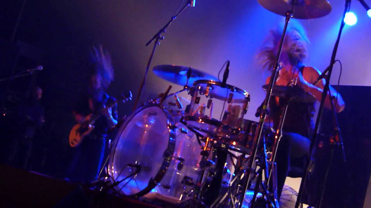 KADAVAR "Black Sun" live @ Desertfest Belgium 2014