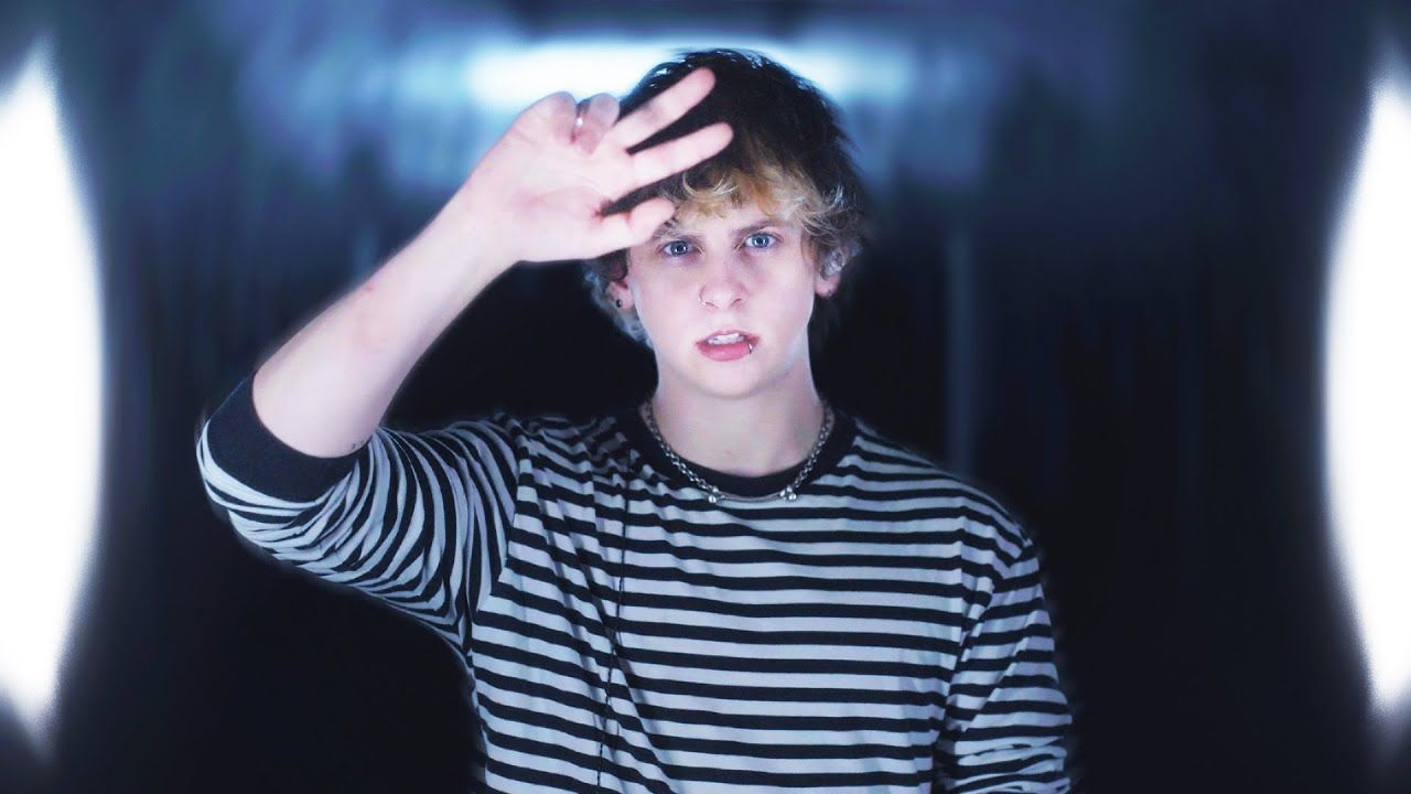 Noahfinnce - Headcase (Official)