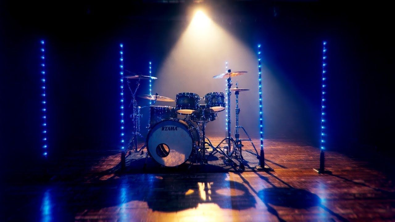 Distant Dream feat. Marco Sfogli - Spotlight (Official)