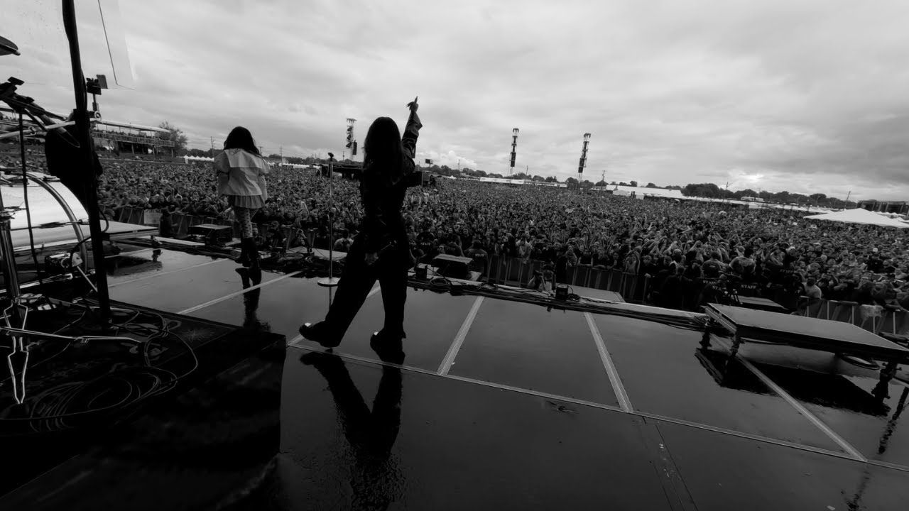 Spiritbox ft. Poppy - Soft Spine (Live at Louder Than Life 2024)