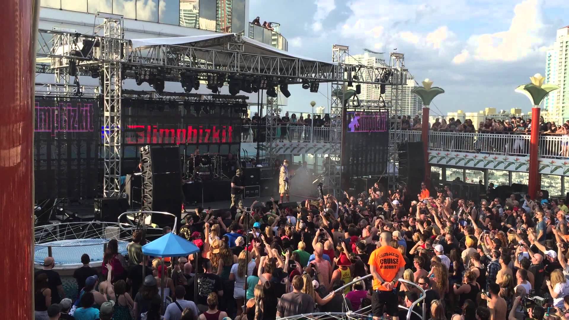 Shiprocked 2015 Sail off with Limp Bizkit - Rollin