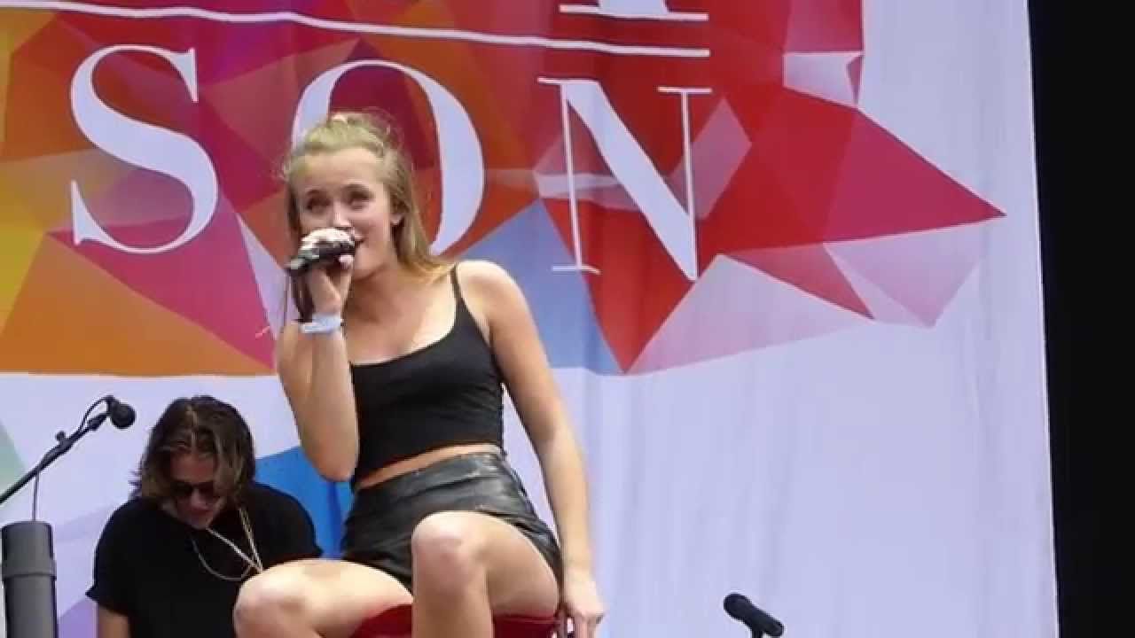 Zara Larsson - She\'s Not Me (Live, Bråvalla Festival, Norrköping, Sweden - 2015-06-27)