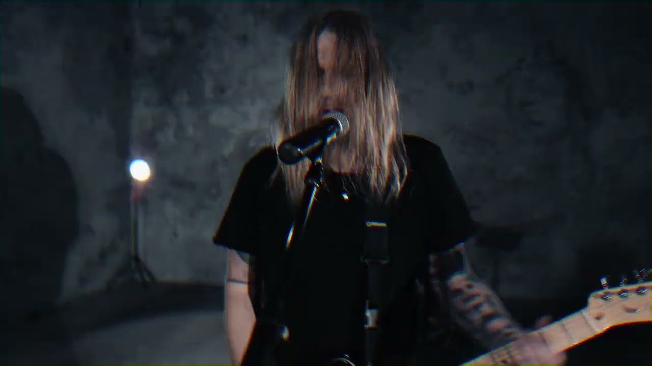 Chasing Lana - Light It Up (Official)
