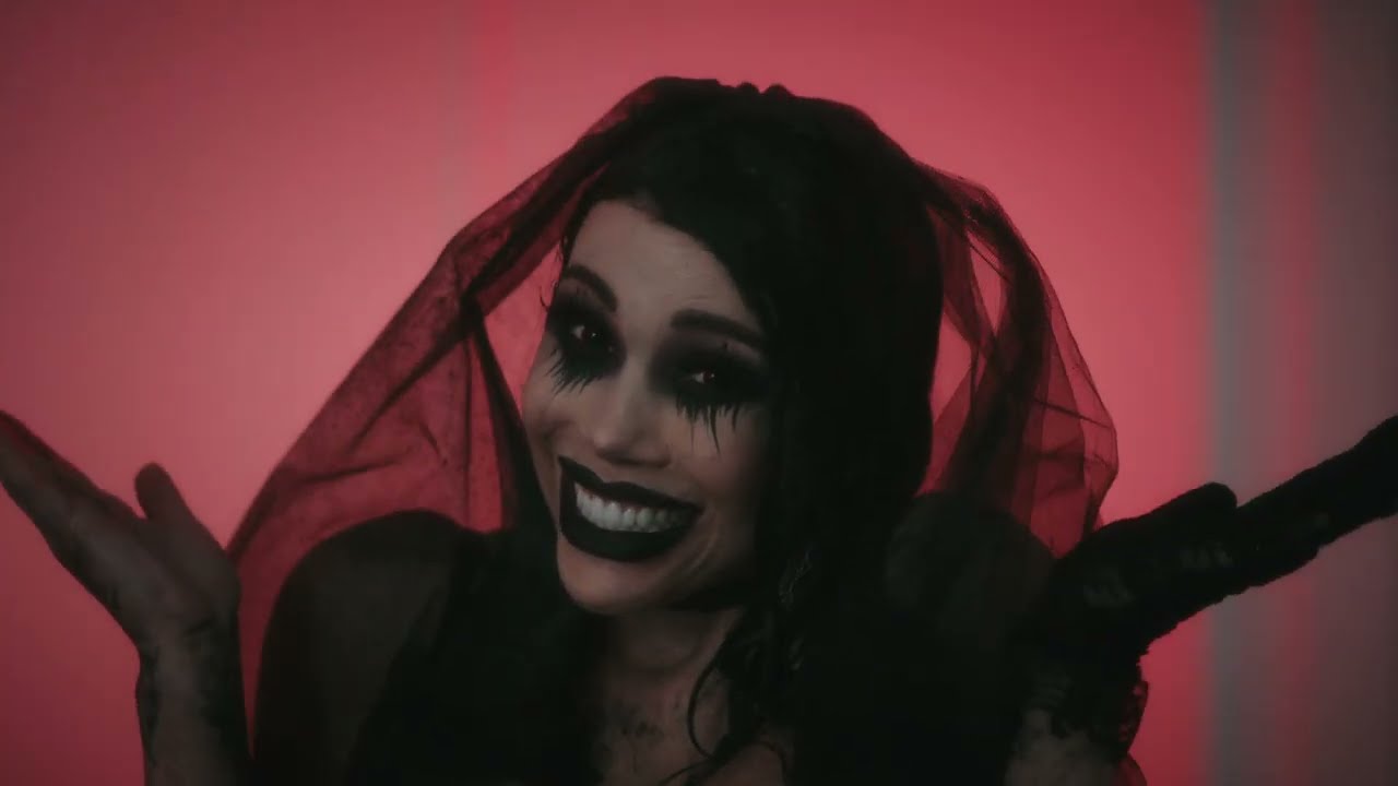 Vampires Everywhere! - White Wedding (Official)