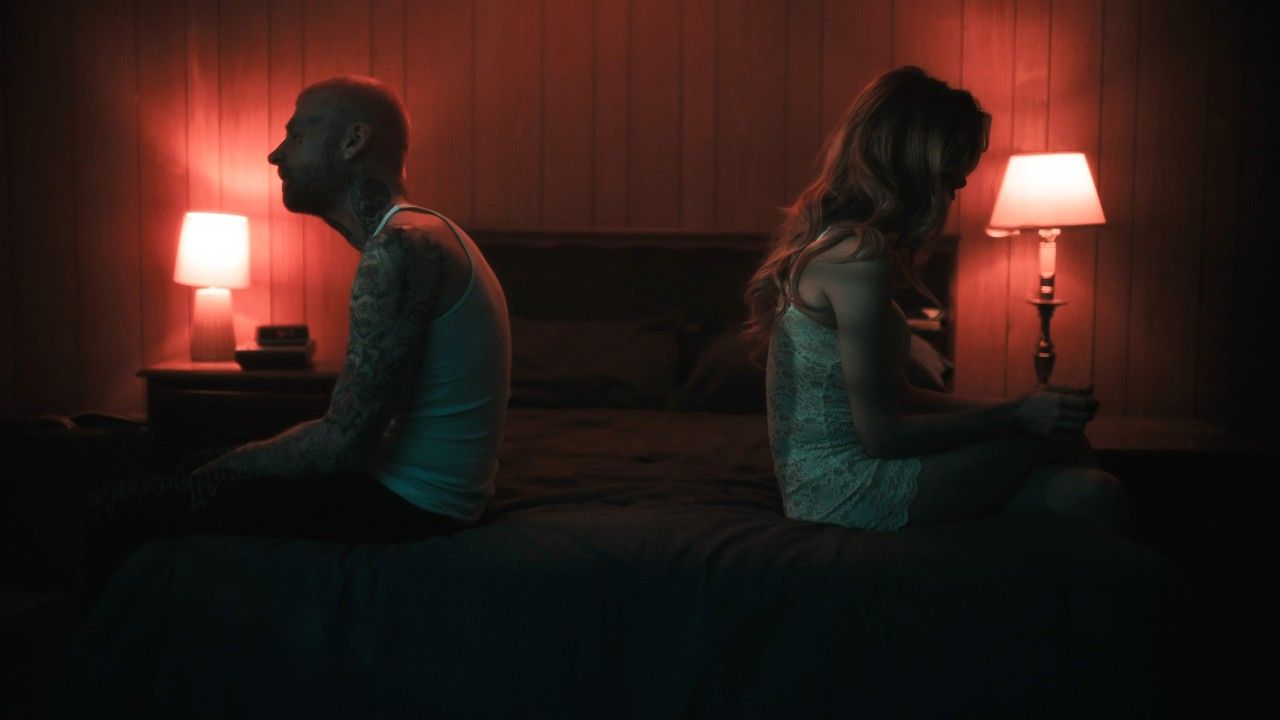 Old Flame - Falling Down (Official)