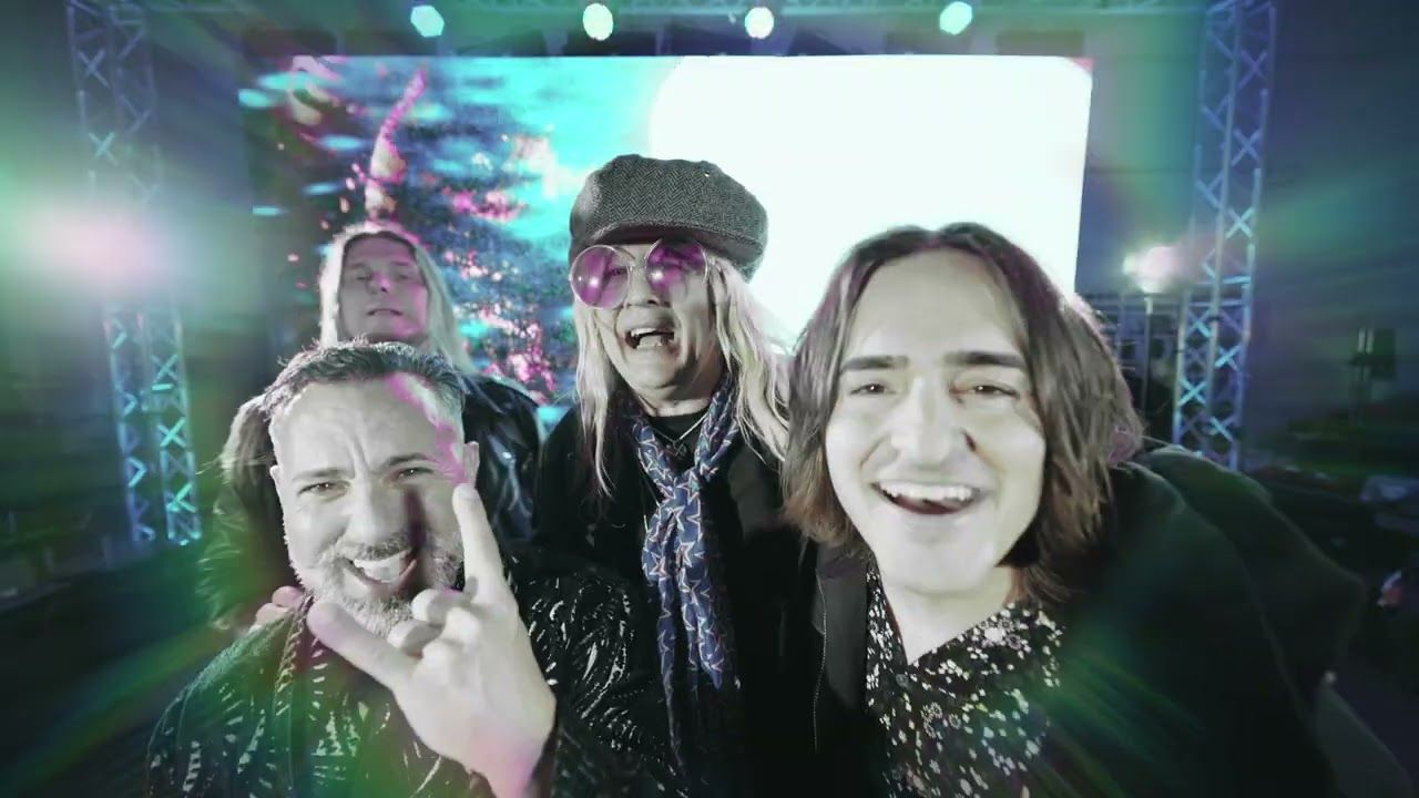 Enuff Z\'nuff - No Cold Feeling (Official)