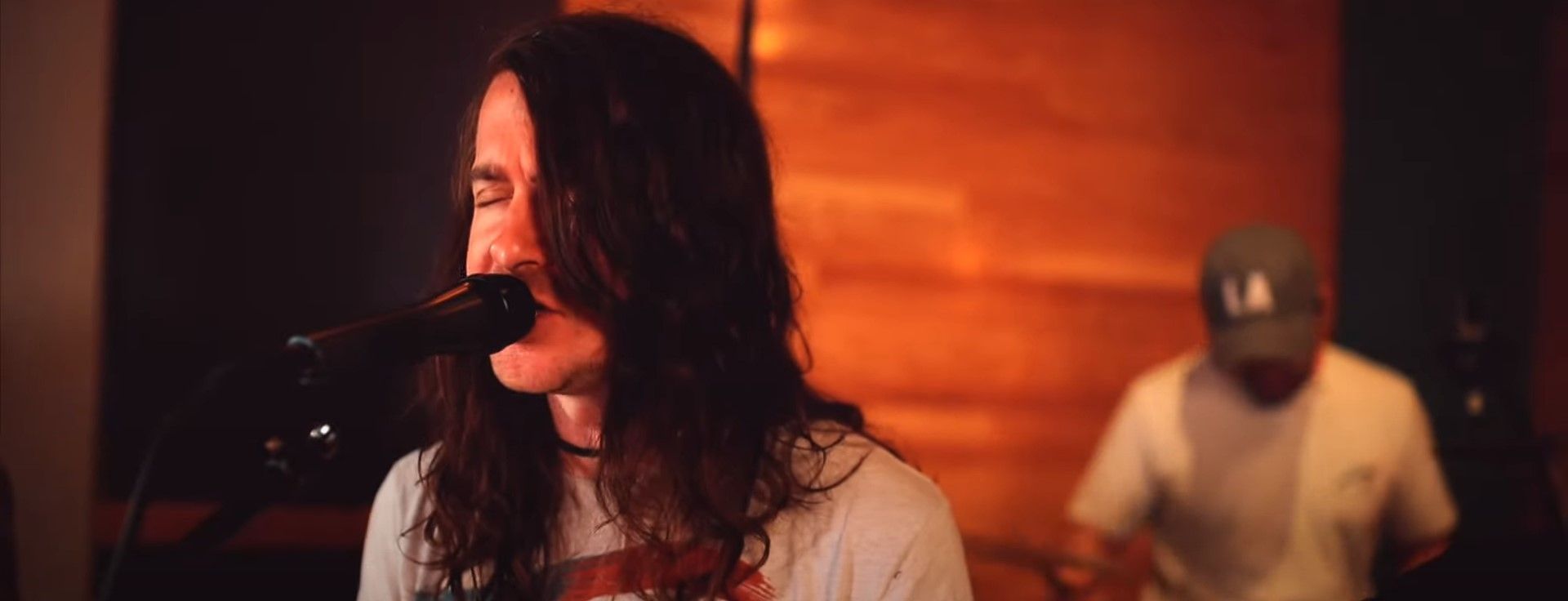 Mayday Parade - Lighten Up Kid (Acoustic Live In Studio 2020)