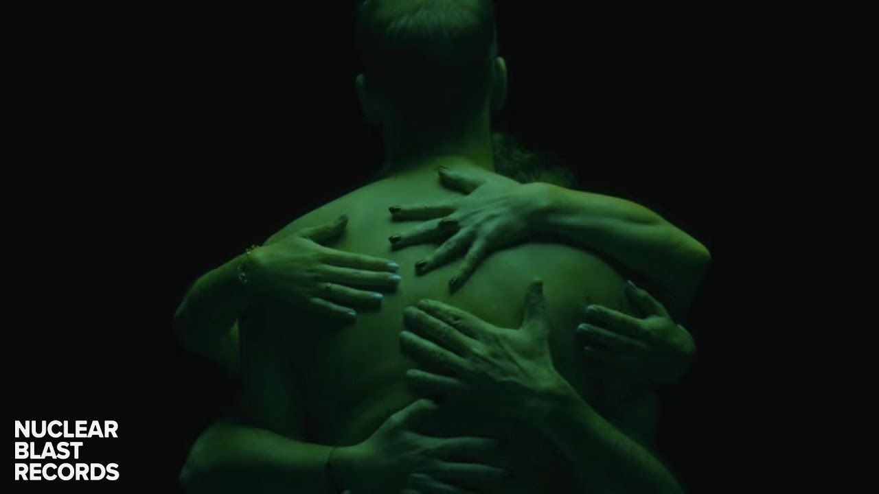 Møl - Crush (Official)