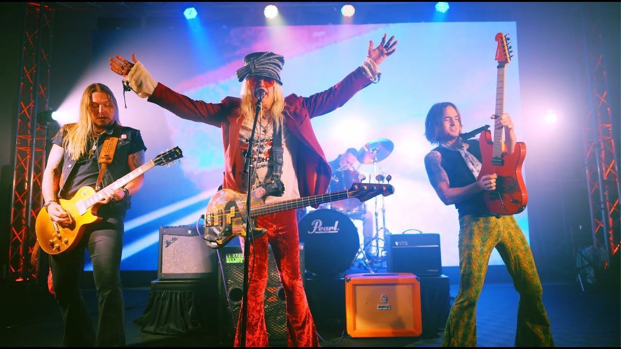 Enuff Z\'nuff - Heavy Metal (Official)