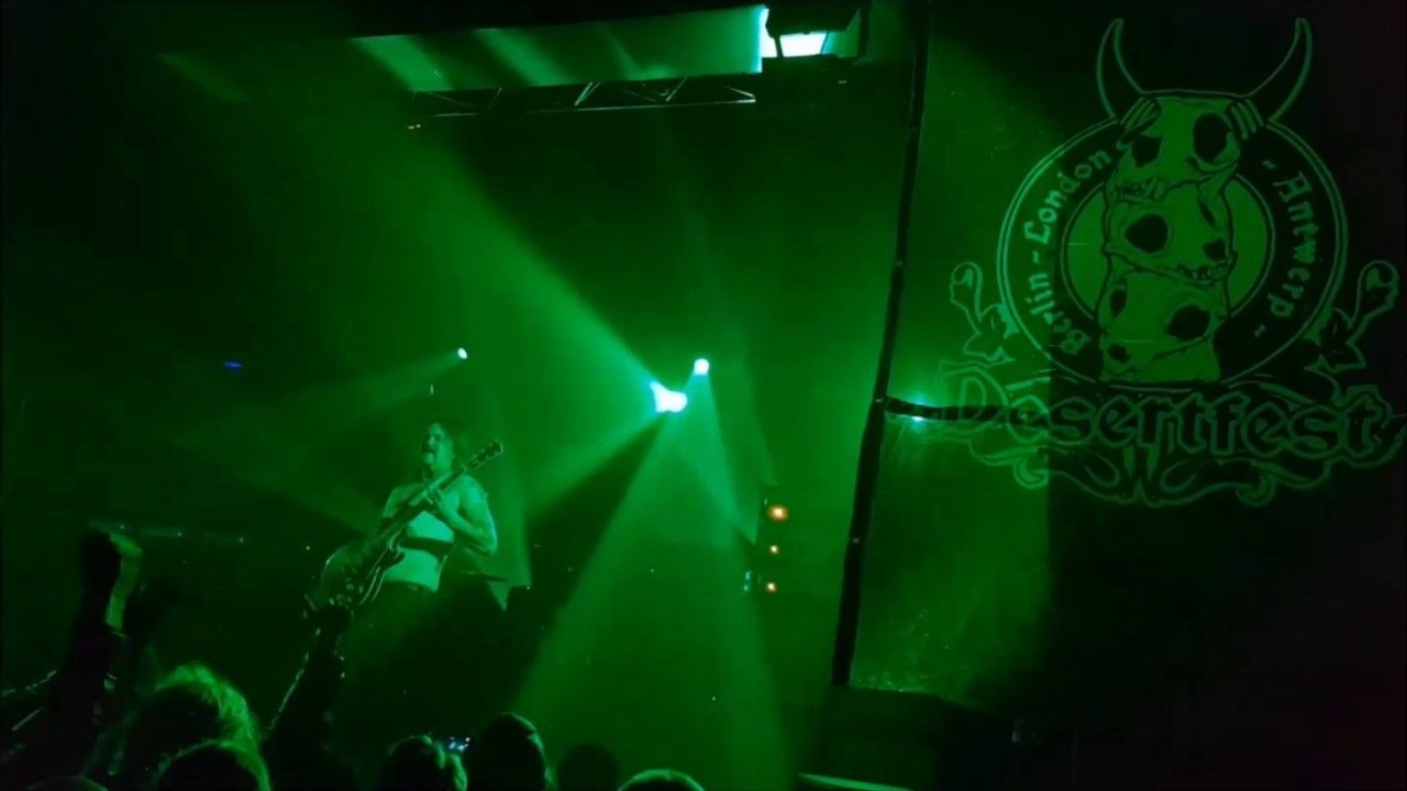 SLEEP playing \'Holy Mountain\' LIVE at DesertFest Berlin 2017