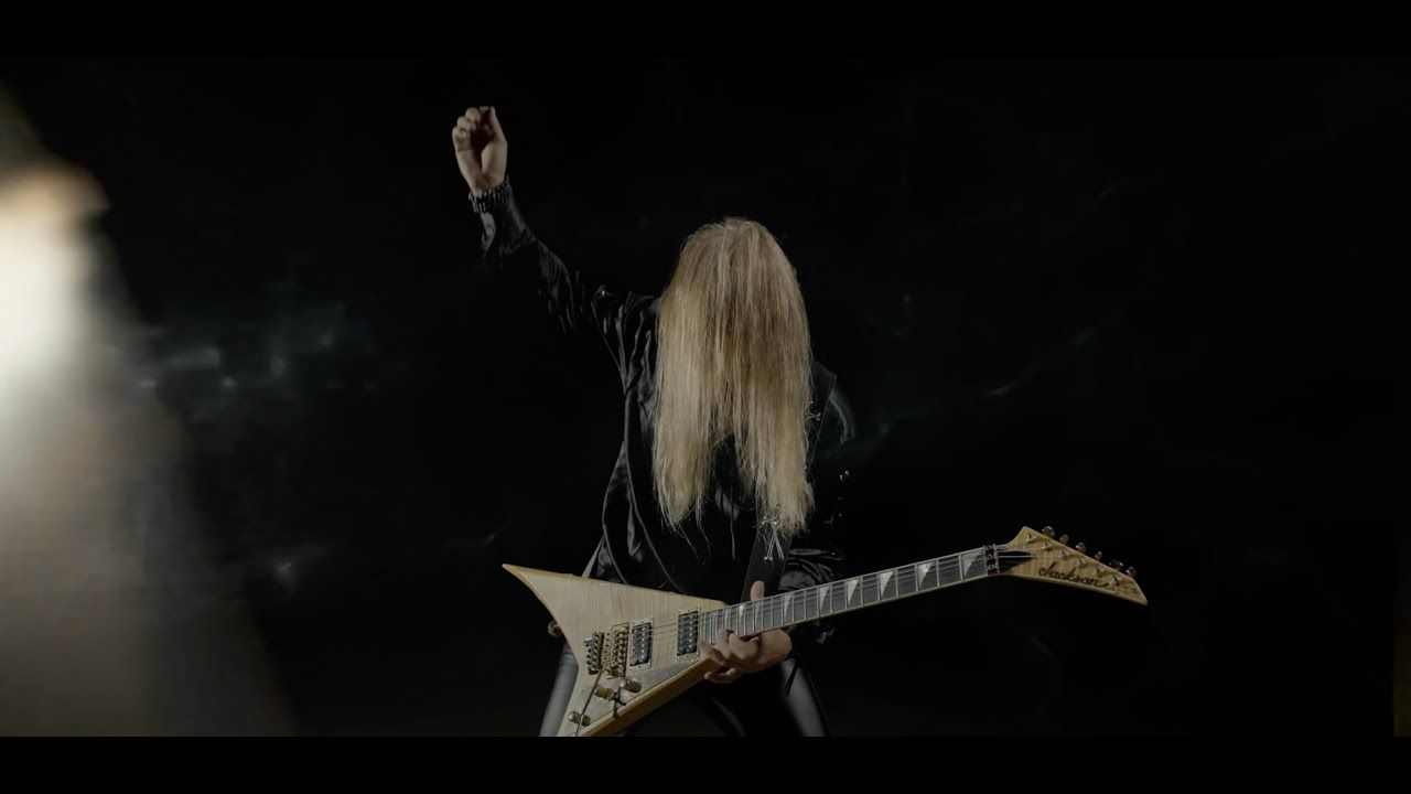 Spirits Of Fire - Into The Mirror (Official)