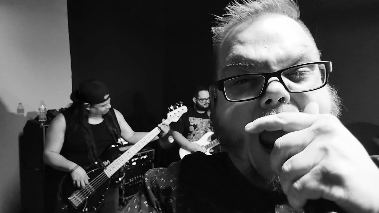 Loa Loa - Ronin (Official)