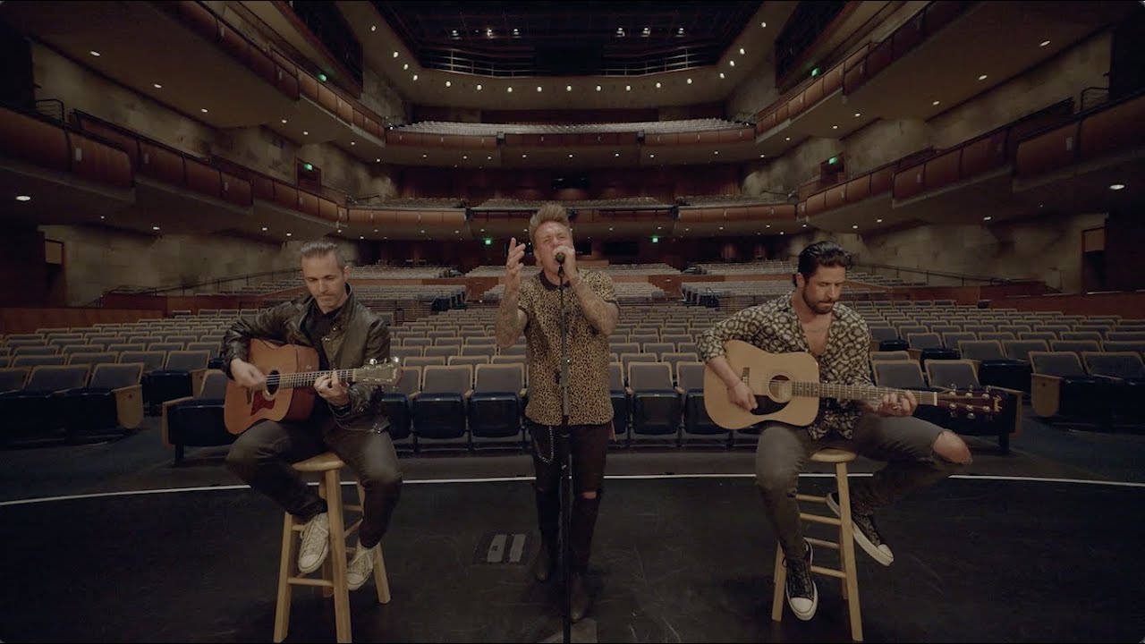Papa Roach - No Apologies Acoustic (Official)