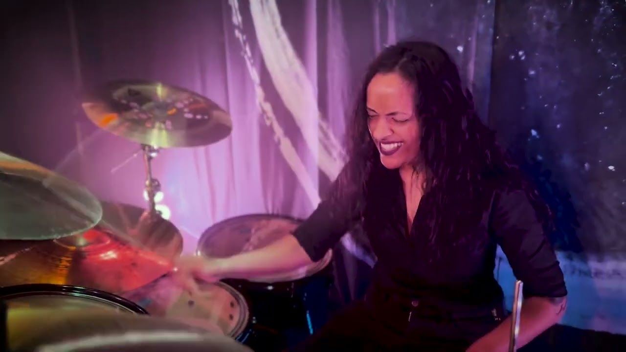 Between The Rats And Snakes - Heavy (Official)