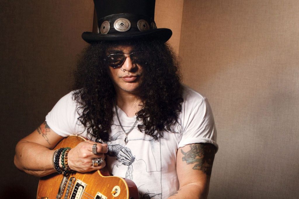 slash slash.jpg